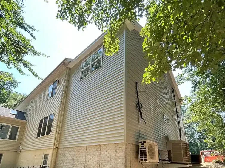 Siding on a Herndon Virginia Modular Addition